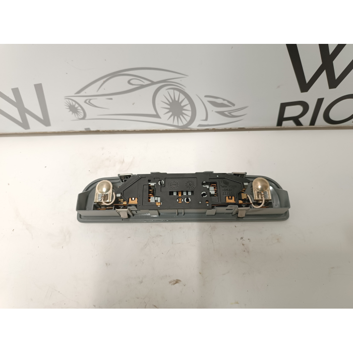8E0947111A PLAFONIERA LUCE INTERNA ABITACOLO POSTERIORE AUDI A3 8P 2003\2007