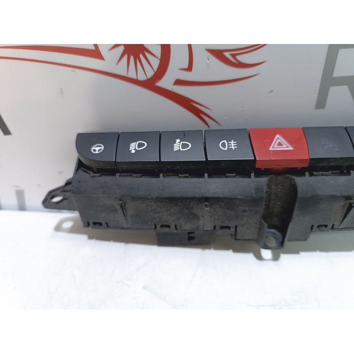 7356509010 PULSANTIERA CENTRALE CRUSCOTTO FIAT 500L 1.3 MTJ (DAL 2012 IN POI >) 