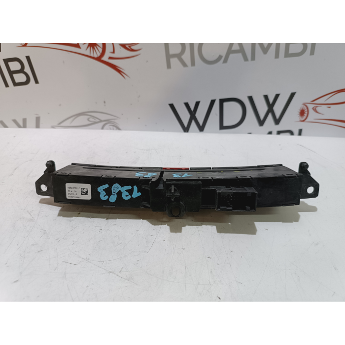 7356509010 PULSANTIERA CENTRALE CRUSCOTTO FIAT 500L 1.3 MTJ (DAL 2012 IN POI >) 