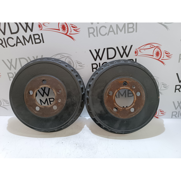 2Q0609617A KIT TAMBURI CON GANASCE POSTERIORI VW POLO AW1\F 1.6 TDI DAL 2017 IN POI 