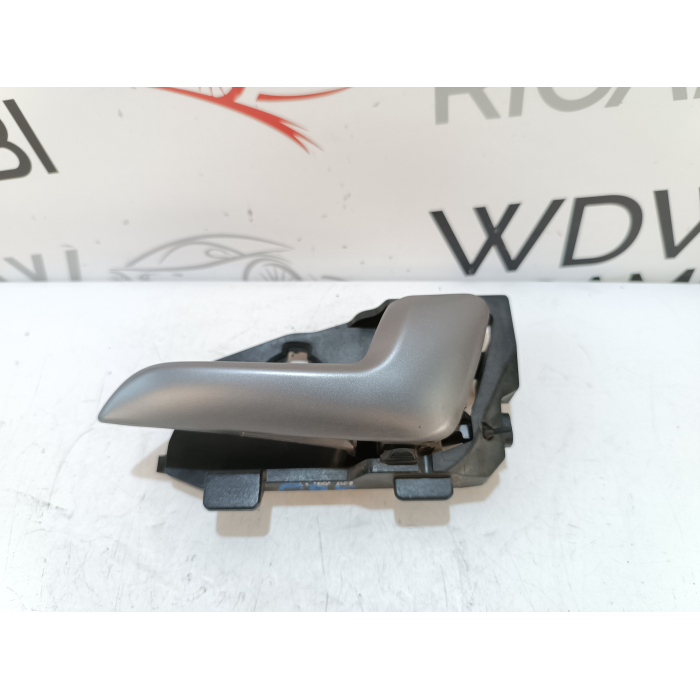 83620-1W010 MANIGLIA INTERNA POSTERIORE DESTRO KIA RIO (UB) 1.1 CRDI (2011\2017)