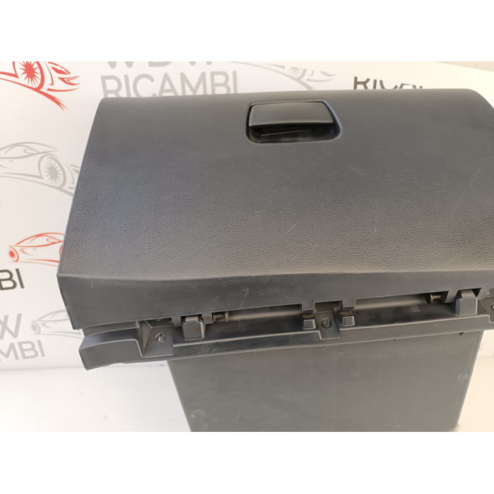 84512-1W010 CASSETTO PORTAOGGETTI LATO DESTRO KIA RIO (UB) 1.1 CRDI (2011\2017)