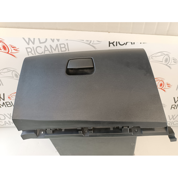 84512-1W010 CASSETTO PORTAOGGETTI LATO DESTRO KIA RIO (UB) 1.1 CRDI (2011\2017)