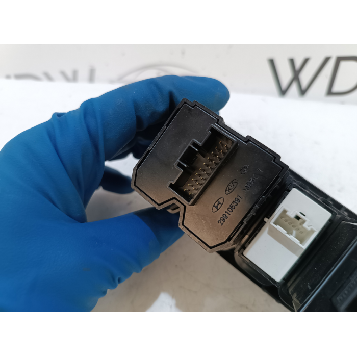 299105391 INTERRUTTORE COMANDO ESP OFF REGOLAZIONE LUCI KIA RIO (UB) (2011\2017)