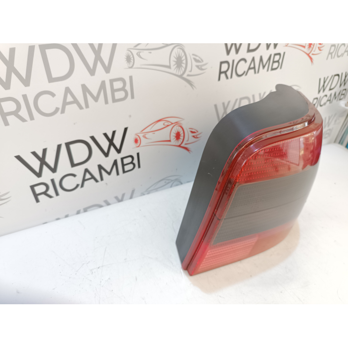 FANALE FANALINO STOP POSTERIORE DESTRO HELLA VW GOLF 4 IV 1.9 TDI (1997\2004)