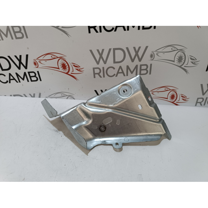 M1TB-16D268-AB STAFFA PARAFANGO ANTERIORE SINISTRO FORD PUMA ST-LINE (2019\2024)