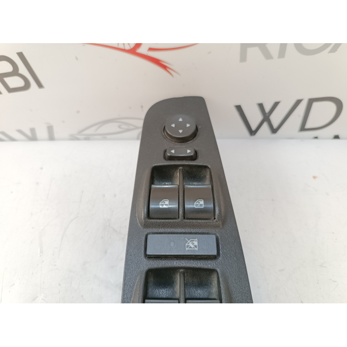 735434462 PULSANTIERA ALZACRISTALLI ANTERIORE SINISTRO FIAT BRAVO 1.4 (2007\2014)