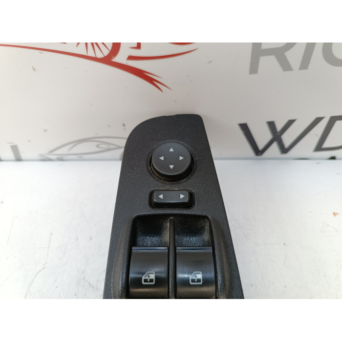 735434462 PULSANTIERA ALZACRISTALLI ANTERIORE SINISTRO FIAT BRAVO 1.4 (2007\2014)