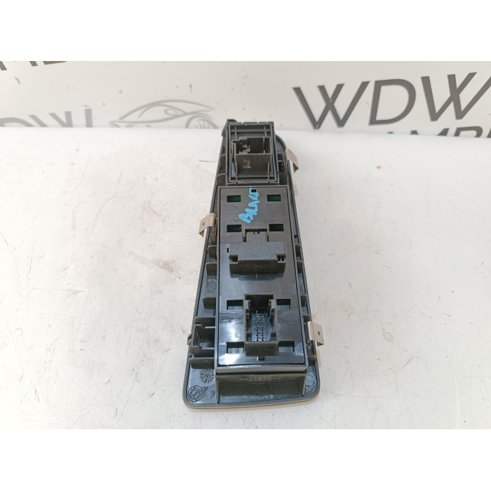 735434462 PULSANTIERA ALZACRISTALLI ANTERIORE SINISTRO FIAT BRAVO 1.4 (2007\2014)
