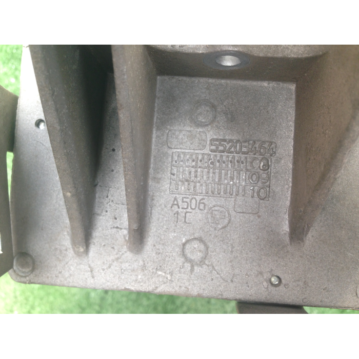 55203464 STAFFA SUPPORTO CENTRALINA ECU FORD KA ( RU8 ) 1.2 69CV 51KW 8V > 2009