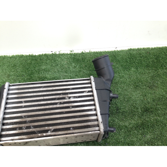 46744880 RADIATORE INTERCOOLER ALFA ROMEO GT 1.9 JTDM DAL 2003 AL 2010