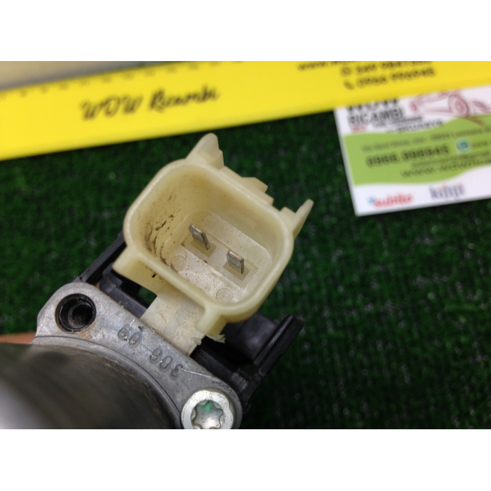 MOTORINO ALZACRISTALLO PORTA ANTERIORE ANT DESTRA DX FORD FIESTA VI 6 SERIE 