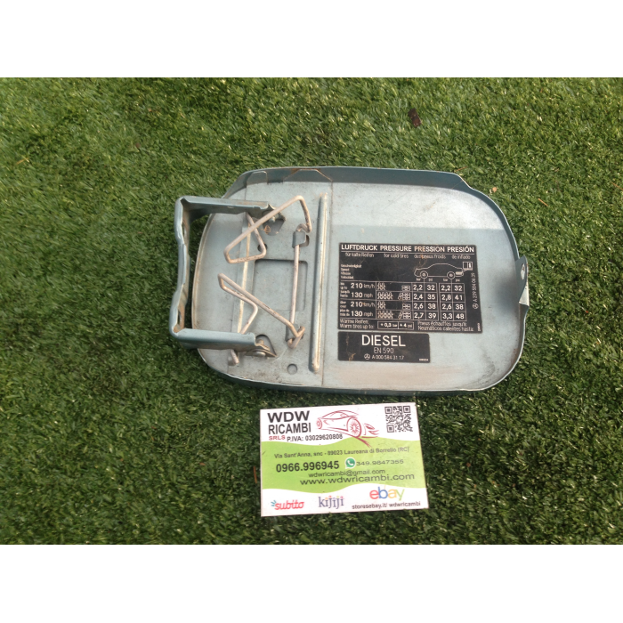 A0005843117 SPORTELLO SPORTELLINO ALETTA CARBURANTE DIESEL MERCEDES CLK (C209)