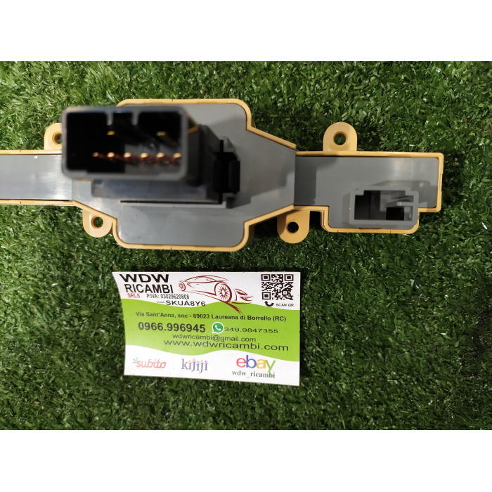 937901D000 PULSANTE LUCE DI EMERGENZA KIA CARENS 2 II SERIE 2.0 CRDI -2007-