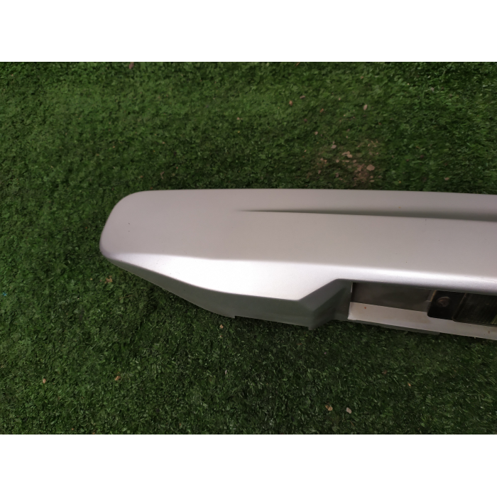 MR245529 RIVESTIMENTO PORTELLONE POSTERIORE LUCE TARGA MITSUBISHI SPACE STAR