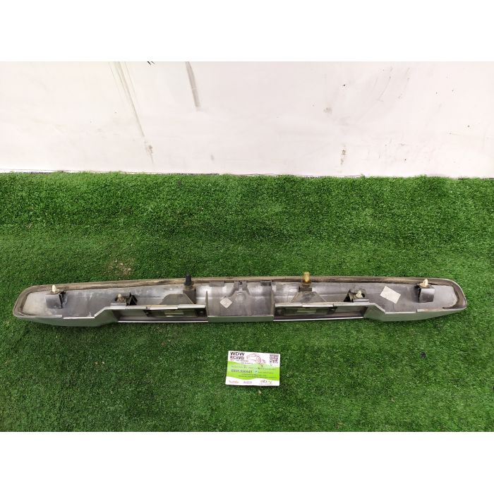 MR245529 RIVESTIMENTO PORTELLONE POSTERIORE LUCE TARGA MITSUBISHI SPACE STAR