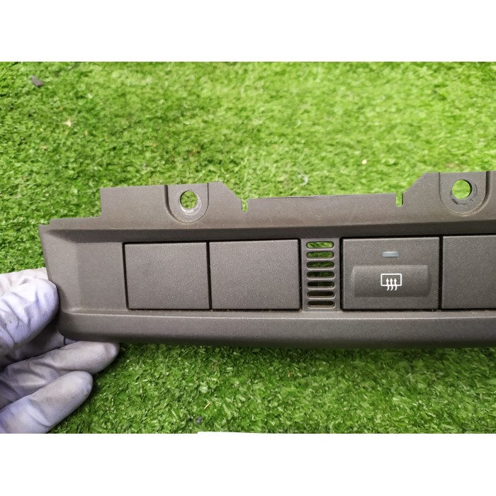 4M5113D734BB RIVESTIMENTO INTERRUTTORE RISCALDAMENTO FORD FOCUS II 1.6 