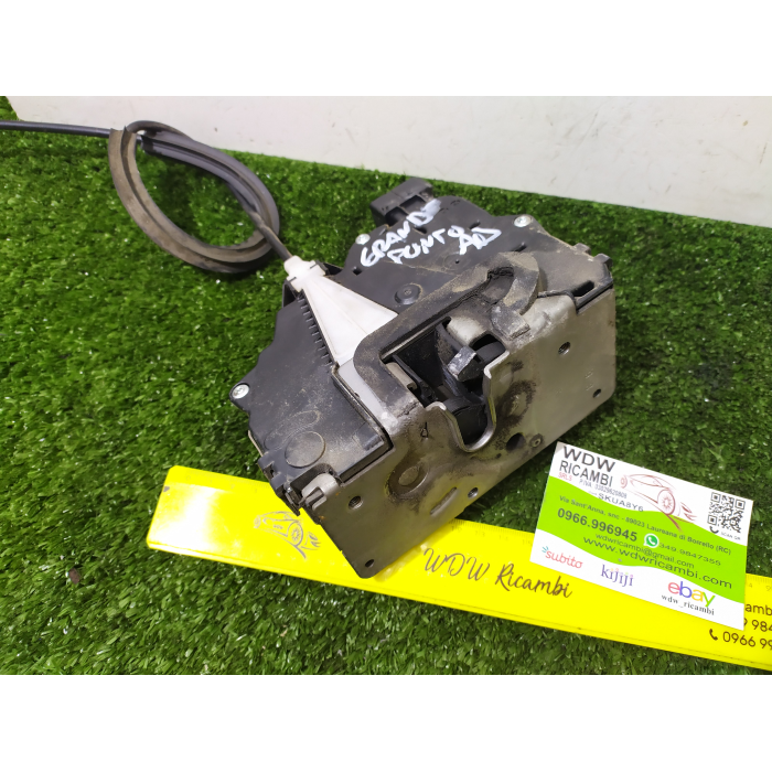 SERRATURA CHIUSURA PORTA ANTERIORE ANT DESTRA DX FIAT GRANDE PUNTO (05-11)