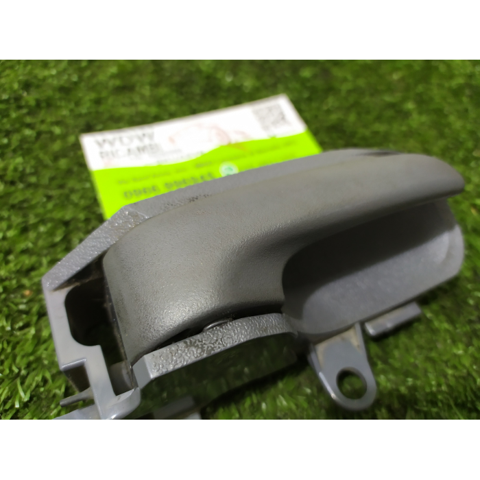 MANIGLIA INTERNO PORTA POSTERIORE POST DESTRA DX TOYOTA AYGO 1° SERIE 