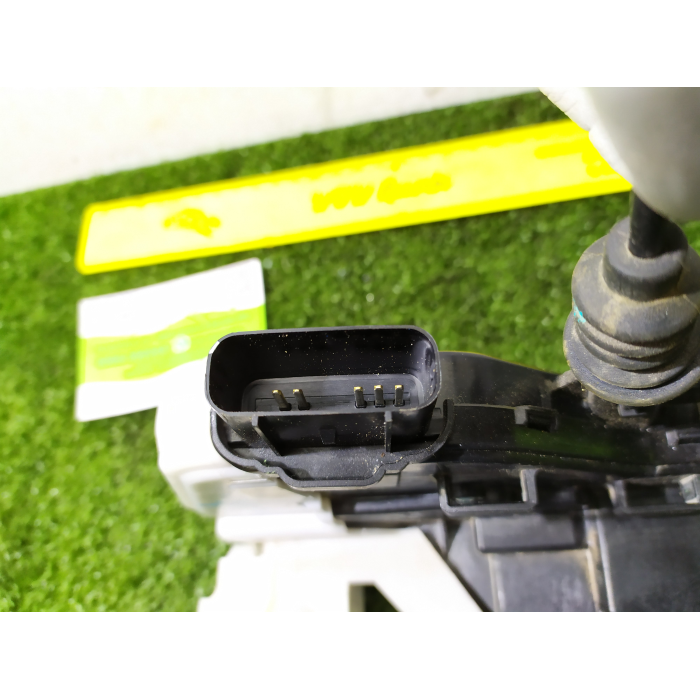 SERRATURA CHIUSURA PORTA PORTIERA ANTERIORE ANT DESTRA DX KIA SOUL 2008> 