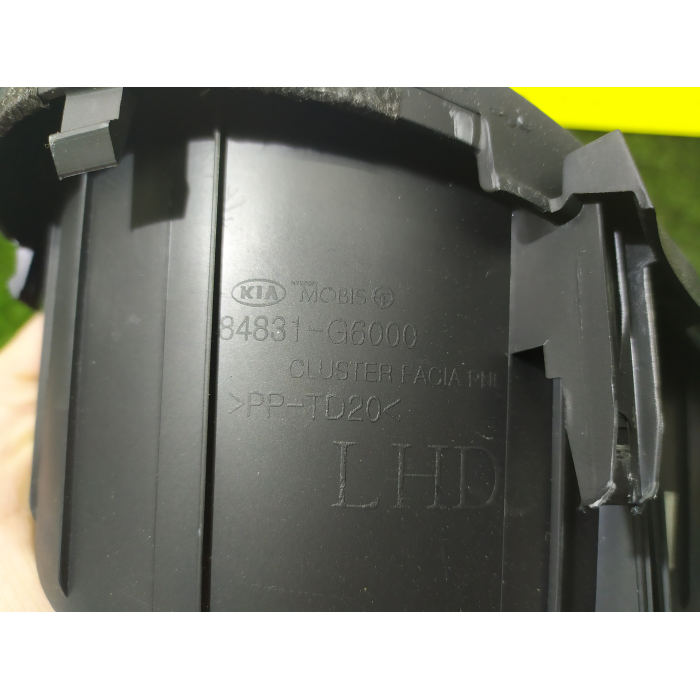 RIVESTIMENTO COVER QUADRO CONTACHILOMETRI QUADRANTE KIA PICANTO 2017>