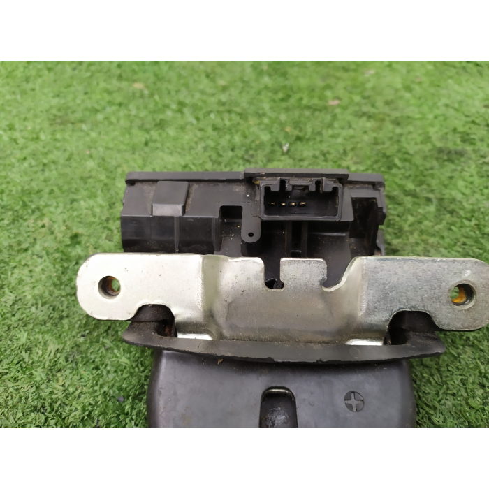 8A61-A442A66-BE SERRATURA ELETTRICA PORTELLONE POSTERIORE POST FORD FIESTA