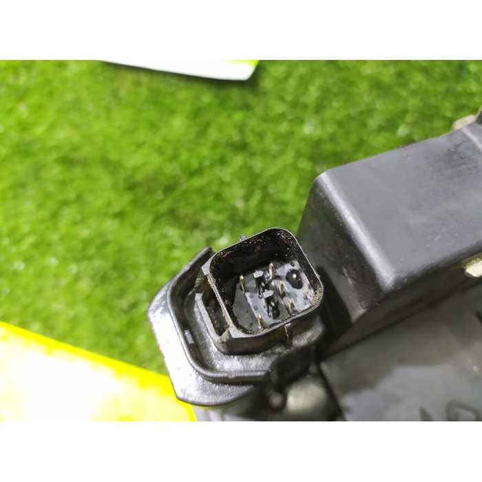 SERRATURA CHIUSURA PORTA ANTERIORE ANT DESTRA DX HYUNDAI I10 2010 (07-13)