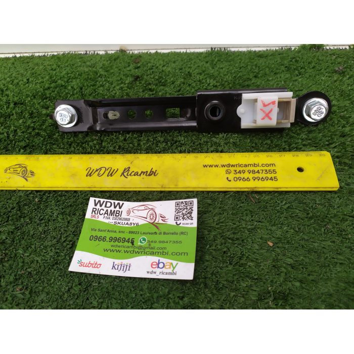 GANCIO MONTANTE REGOLAZIONE CINTURA ANTERIORE SINISTRO SX KIA PICANTO