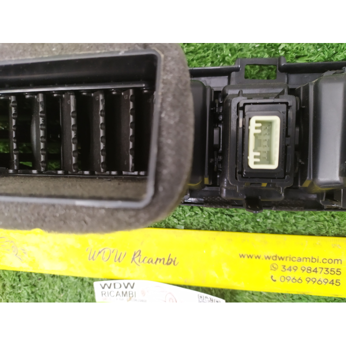 84740-G6000CA MASCHERINA RIVESTIMENTO BOCCHETTE AERAZIONE CENTRALE KIA PICANTO