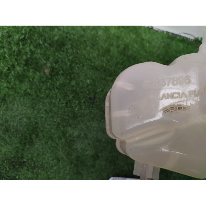 51837896 VASCHETTA SERBATOIO ACQUA LIQUIDO MOTORE LANCIA YPSILON (846) 1.3 MTJ 