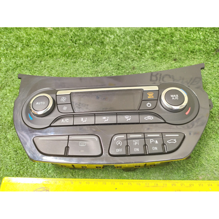DV4T-18C612-AE GRUPPO COMANDI CENTRALINA A\C FORD KUGA II SECONDA SERIE