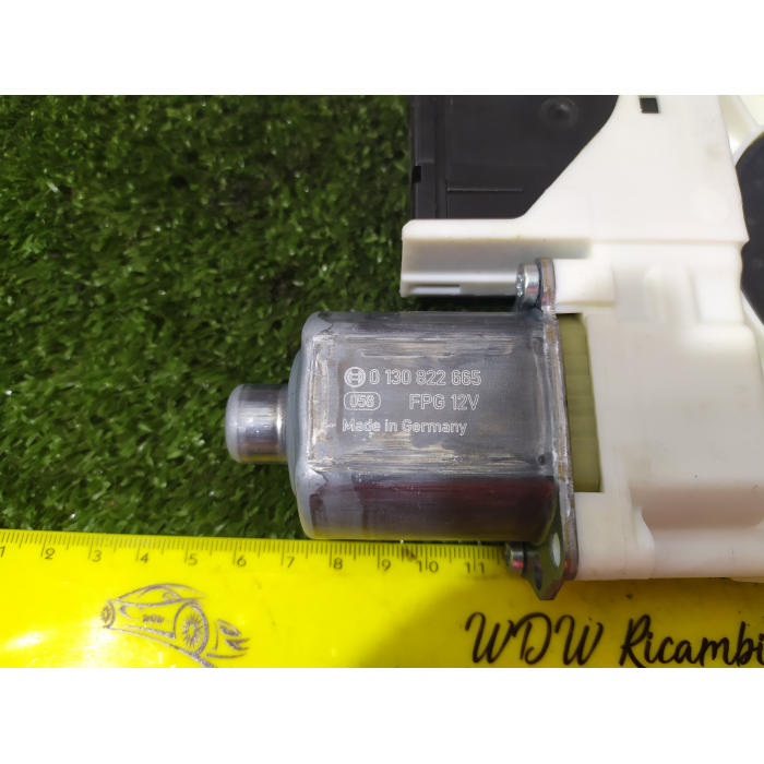 MOTORINO ALZAVETRO ALZACRISTALLO ANTERIORE ANT DESTRO DX FIAT 500X (334)