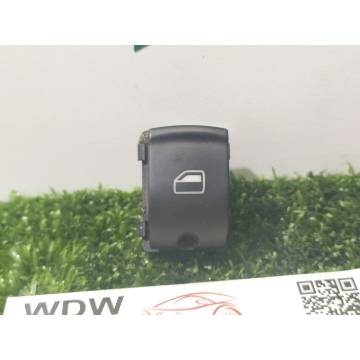 COMANDO INTERRUTTORE ALZAVETRO ALZACRISTALLO ANTERIORE DESTRO AUDI A6 (C6)