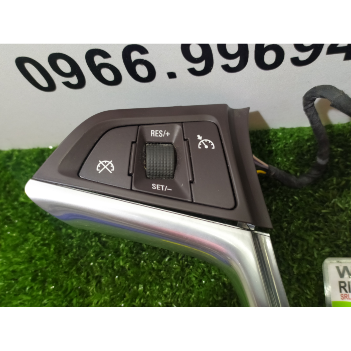 COMANDI AL VOLANTE MULTIFUNZIONALE VOLUME RADIO CORNICE OPEL INSIGNA (A)
