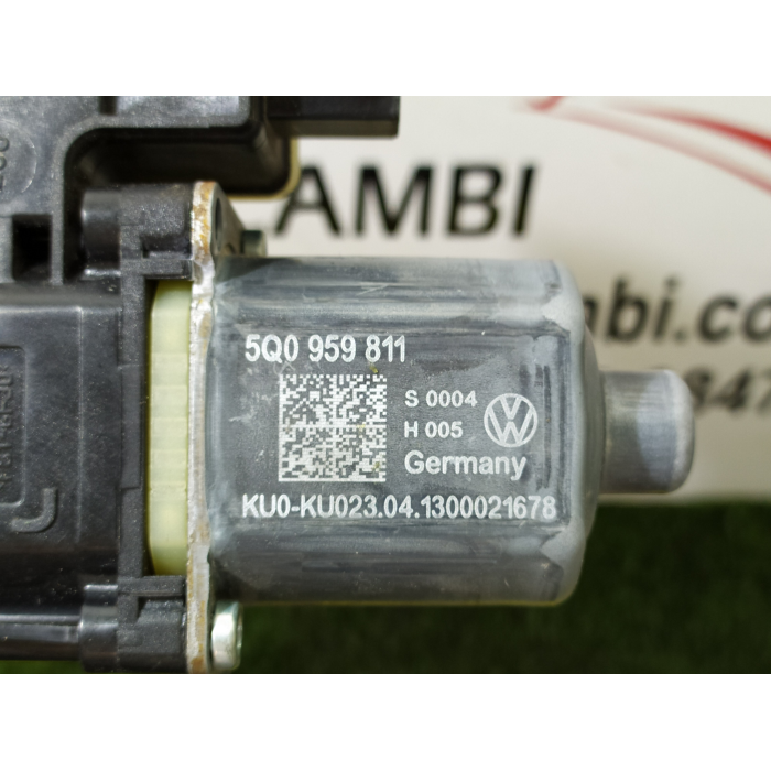 MOTORINO ALZAVETRO ALZACRISTALLI POSTERIORE POST SINISTRO SX AUDI A3 8V 2012>