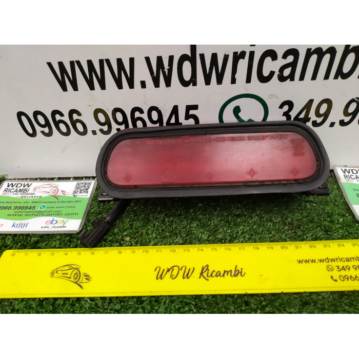 92700-3E0 FANALE FANALINO TERZO STOP KIA SORENTO 2.5 16V CRDI (2002\2009) 2003