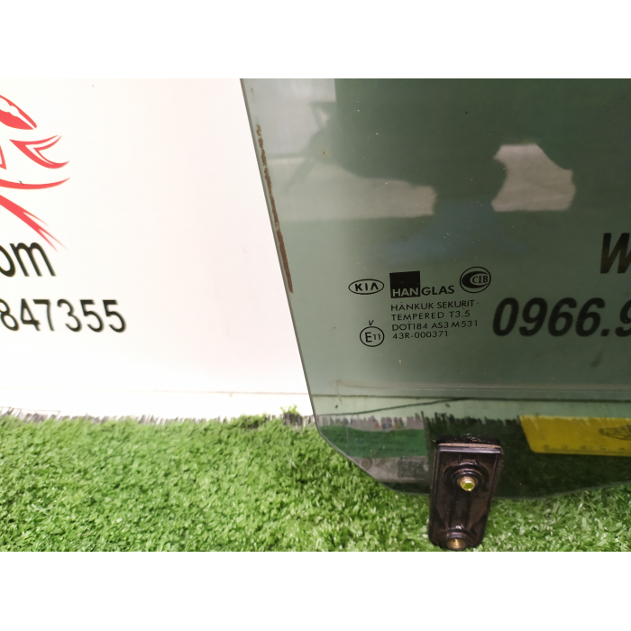 VETRO SCENDENTE OSCURATO PORTA POSTERIORE DESTRO DX KIA SORENTO 2.5 16V CRDI (2002\2009) 2003