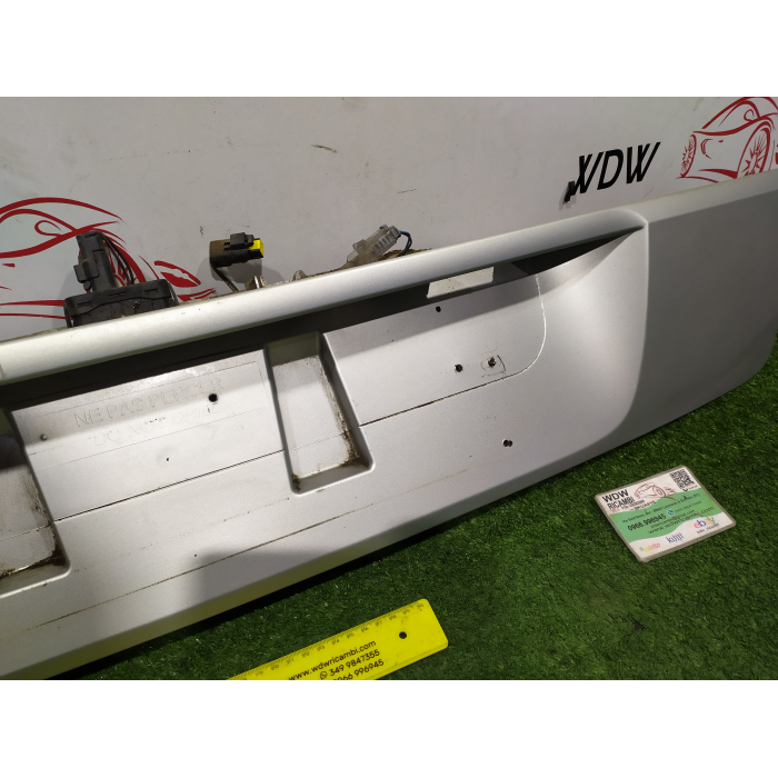 8200254900 MASCHERINA RIVESTIMENTO PORTELLONE POSTERIORE POST RENAULT SCENIC MEGANE 1.5 DCI (2003\2009)