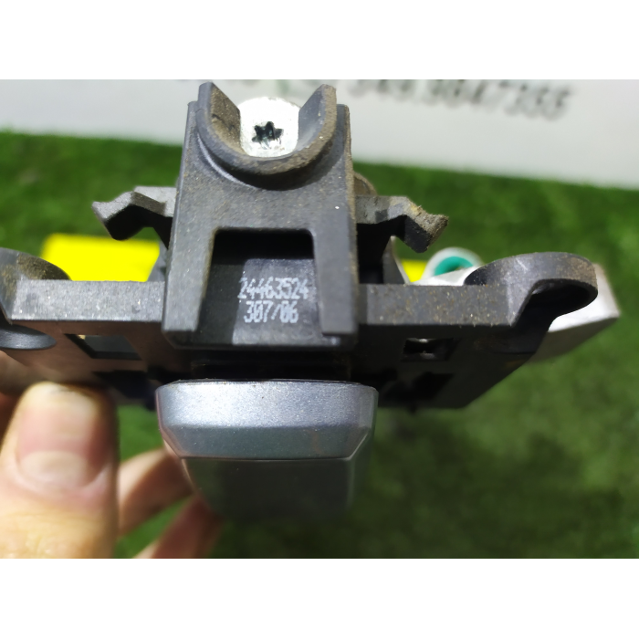 MANIGLIA ESTERNA PORTA ANTERIORE ANT LATO DESTRO DX 3P OPEL CORSA D (2006\2014)