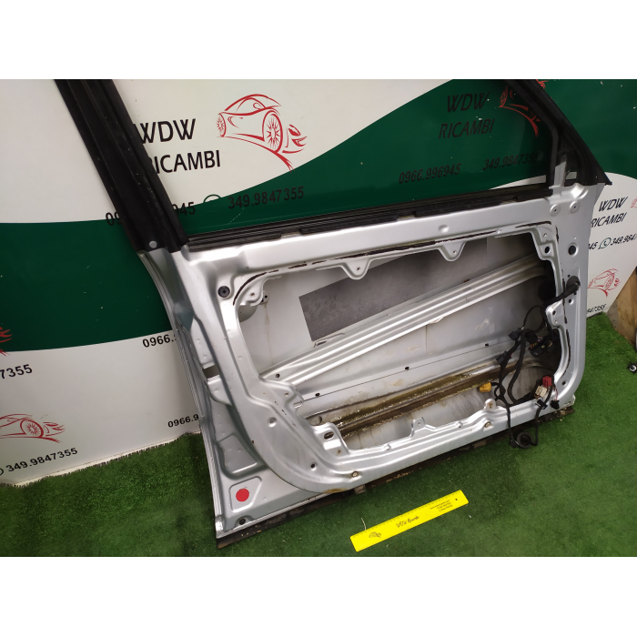 PORTIERA PORTA SPORTELLO ANTERIORE SINISTRO SX VOLKSWAGEN PASSAT (3B) BERLINA