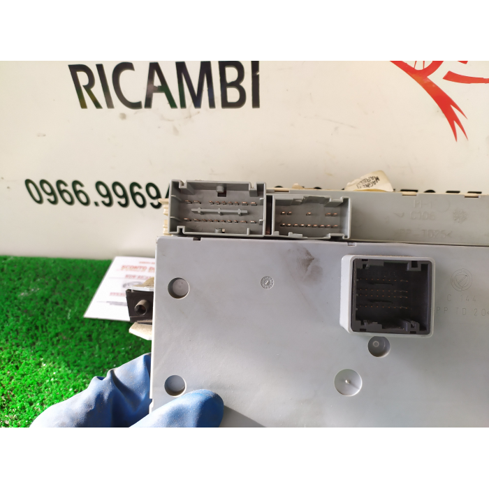 51711820 CENTRALINA SCATOLA PORTAFUSIBILI BODY COMPUTER FIAT STILO 1.9 (2001\2010) 2003