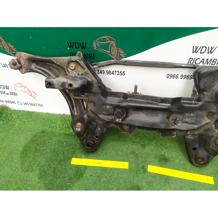 CULLA ASSALE MOTORE ANTERIORE ANT CITROEN C2 1.4 HDI (2003\2009) 2004