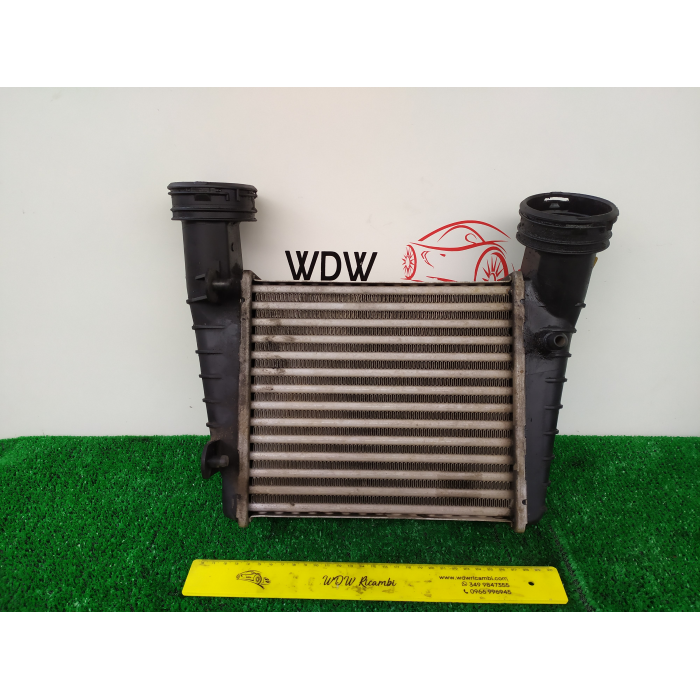 8D0145805C RADIATORE INTERCOOLER MOTORE SKODA SUPERB 1.9 TDI (2001\2008) 2002