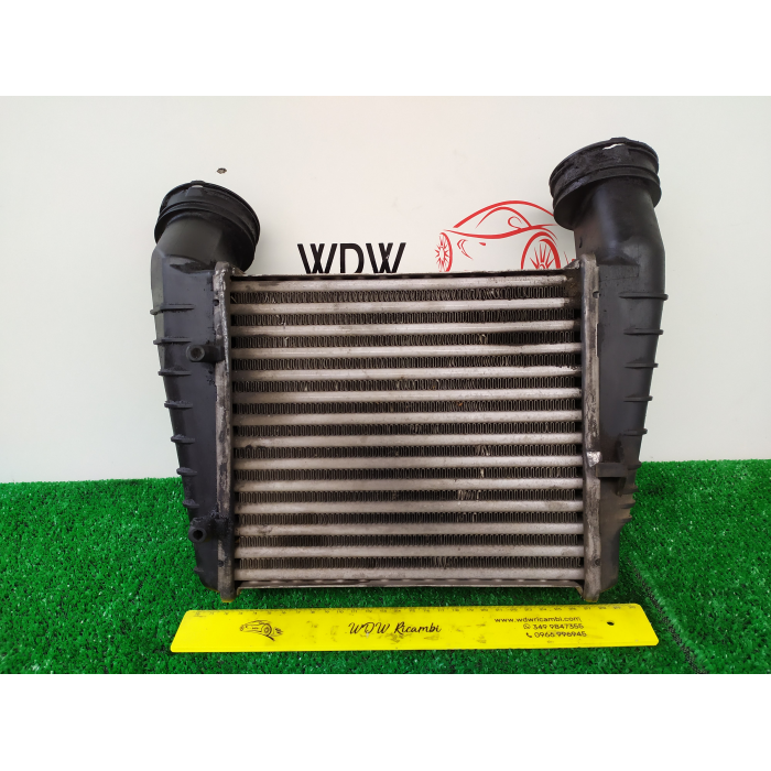 8D0145805C RADIATORE INTERCOOLER MOTORE SKODA SUPERB 1.9 TDI (2001\2008) 2002