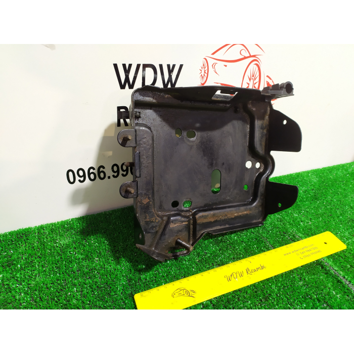 SUPPORTO ALLOGGIO CASSETTO BATTERIA LANCIA YPSILON Y 1.4 (2003\2011) 2007