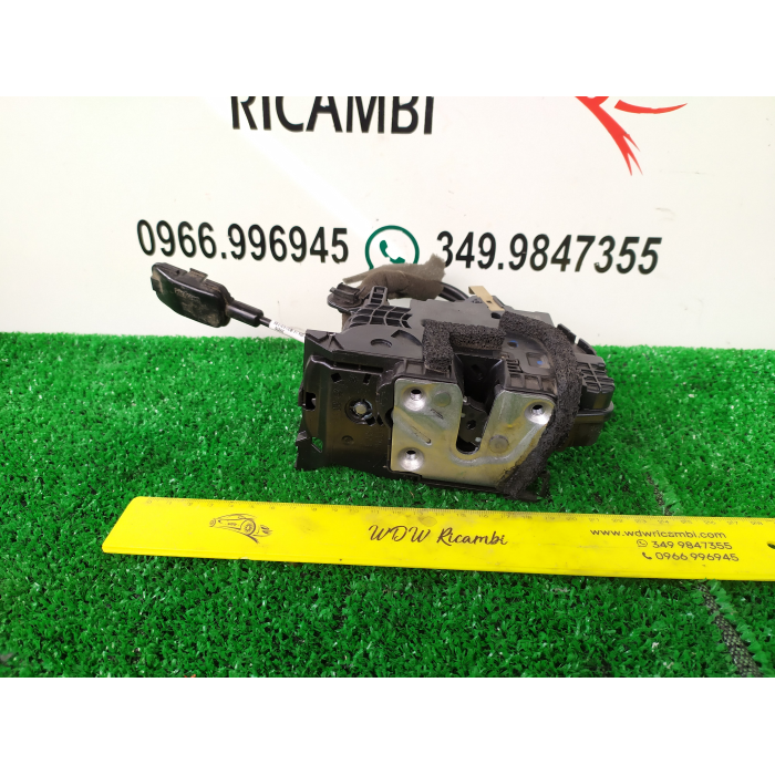 805022764R SERRATURA CHIUSURA ELETTRICA ANTERIORE DESTRO DX RENAULT CAPTUR (2013\2019)