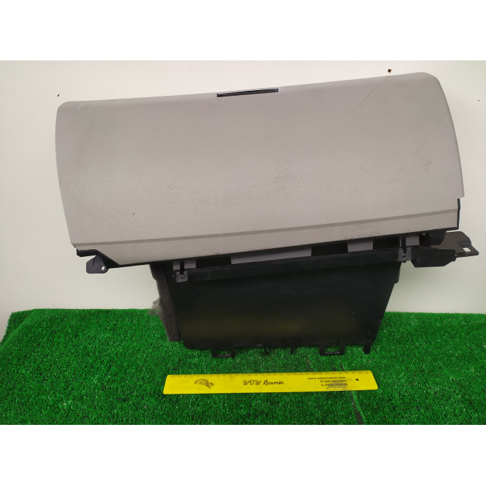 1005488 CASSETTO VANO PORTAOGGETTI MERCEDES CLASSE A (W169) 2.0 (2004\2012) 2008