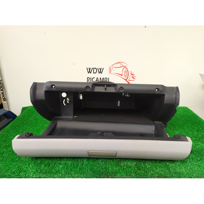 1005488 CASSETTO VANO PORTAOGGETTI MERCEDES CLASSE A (W169) 2.0 (2004\2012) 2008