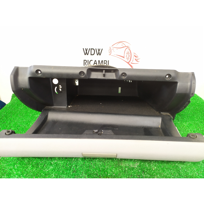 1005488 CASSETTO VANO PORTAOGGETTI MERCEDES CLASSE A (W169) 2.0 (2004\2012) 2008