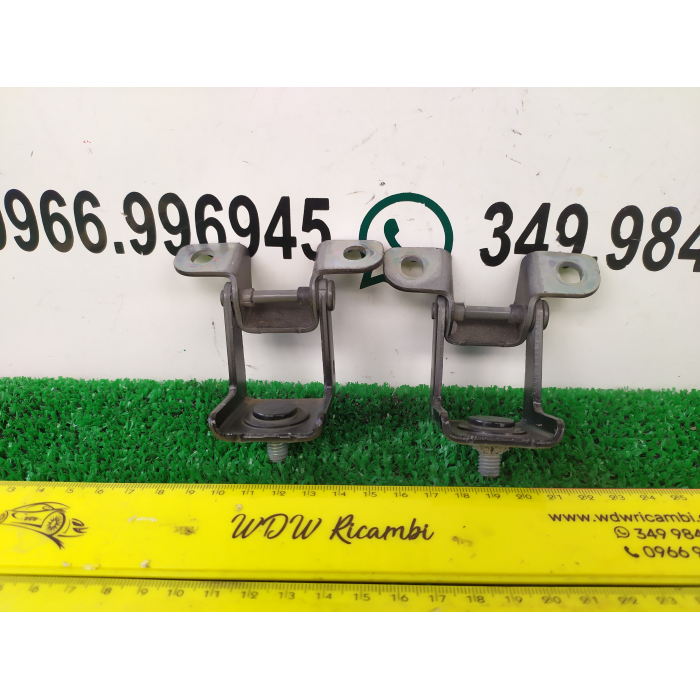 844005848R CERNIERA COPPIA CERNIERE PORTELLONE POSTERIORE POST RENAULT CAPTUR (J5) (2013\2019) 2018